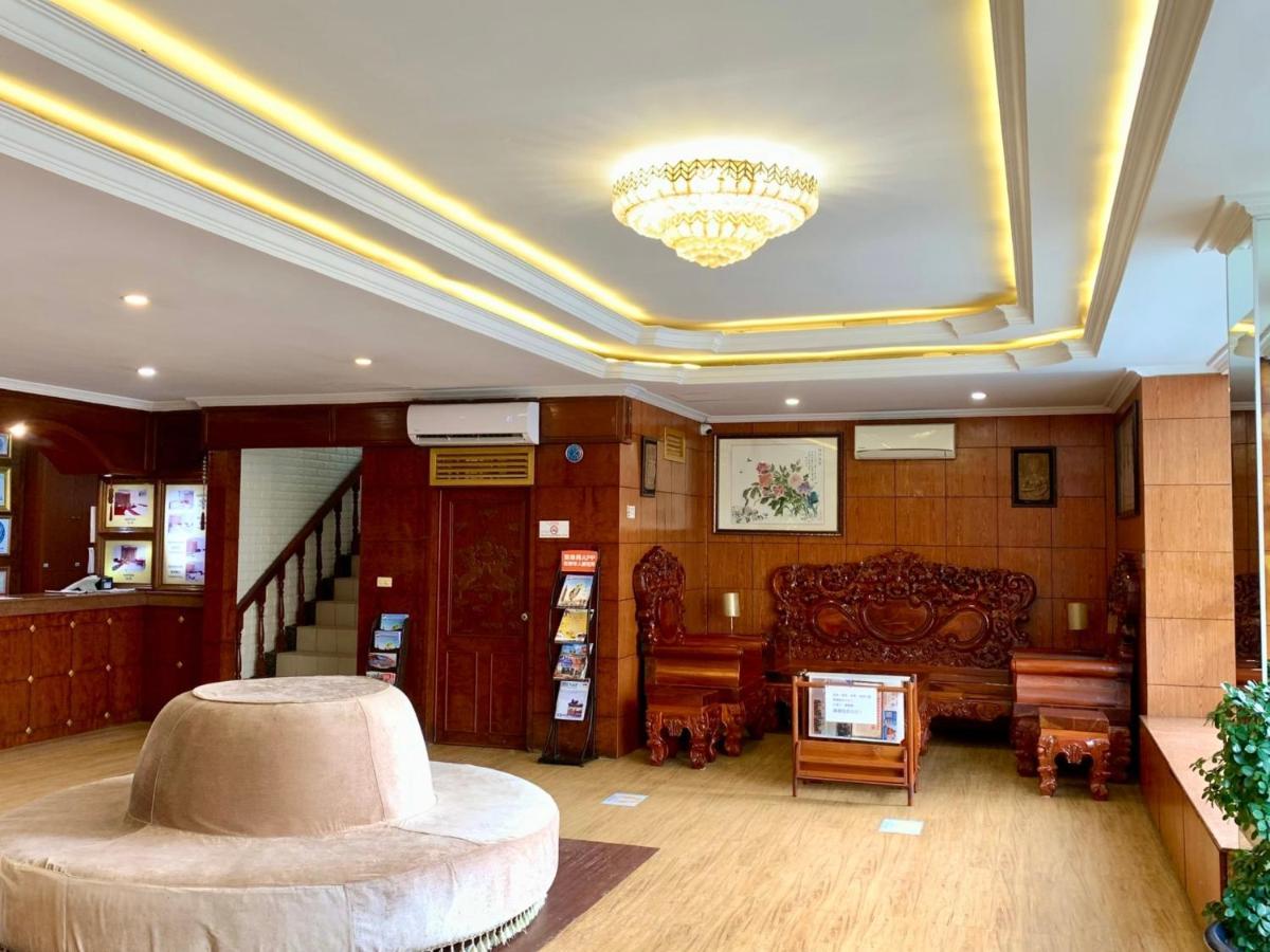 Chung Hsin Hotel 中信酒店 Phnom Penh Dış mekan fotoğraf