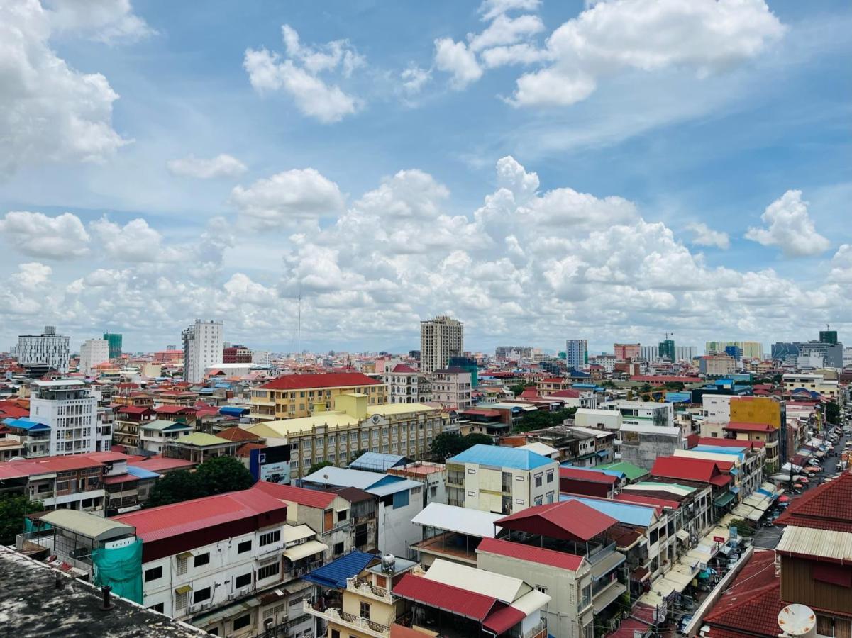 Chung Hsin Hotel 中信酒店 Phnom Penh Dış mekan fotoğraf