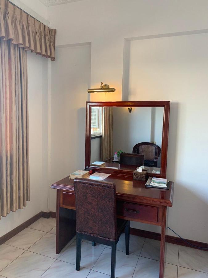 Chung Hsin Hotel 中信酒店 Phnom Penh Dış mekan fotoğraf