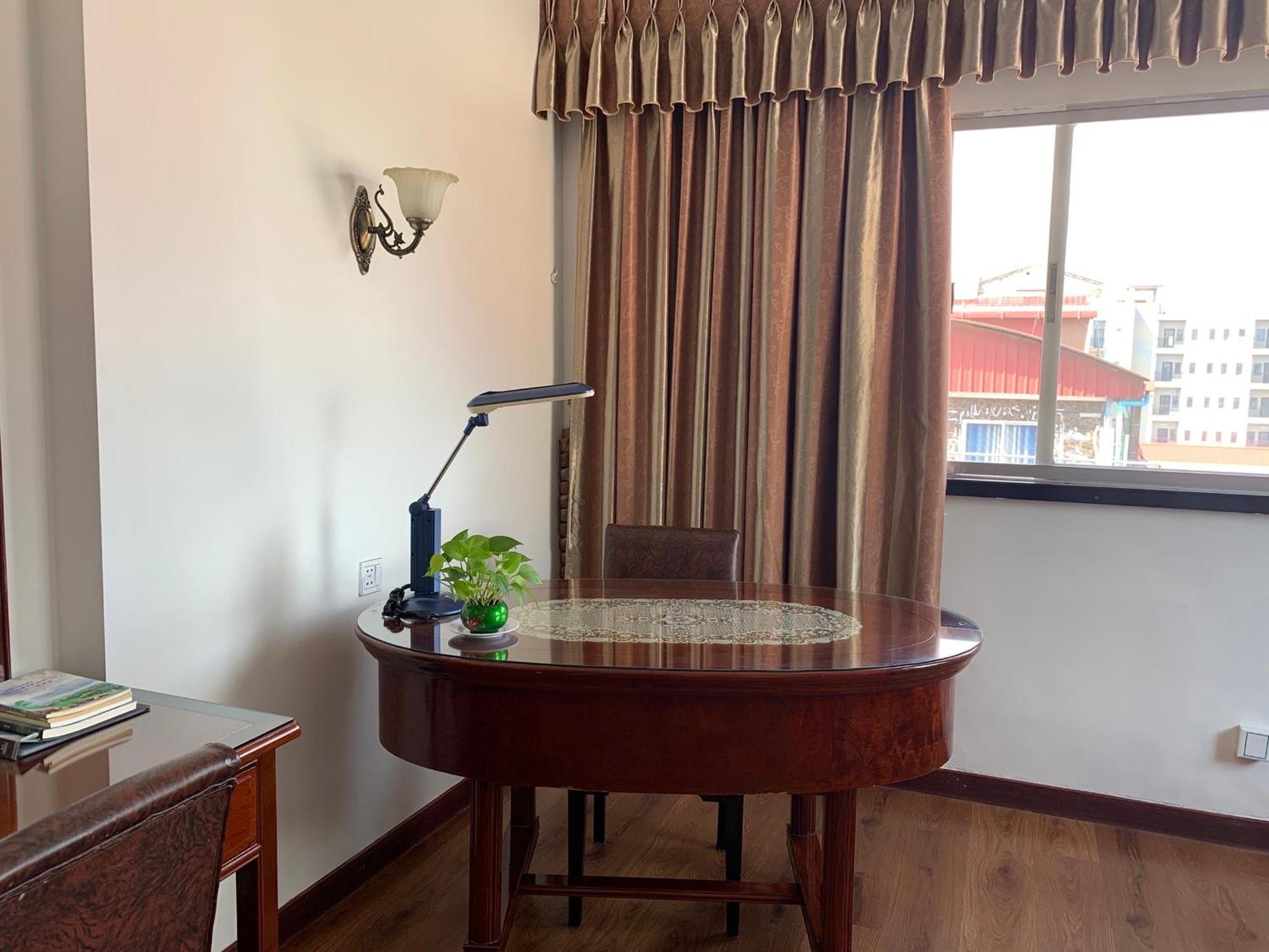 Chung Hsin Hotel 中信酒店 Phnom Penh Dış mekan fotoğraf